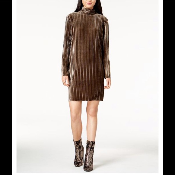 MINKPINK Dresses & Skirts - LAST DAY NWT MINKPINK Ribbed Velvet Dress Grey L